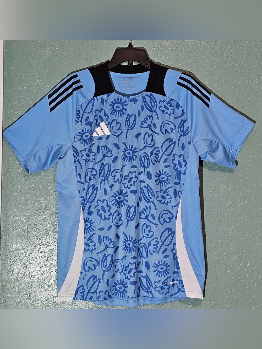 Adidas AEROREADY Blue Floral Slim Fit Athletic Shirt Size L